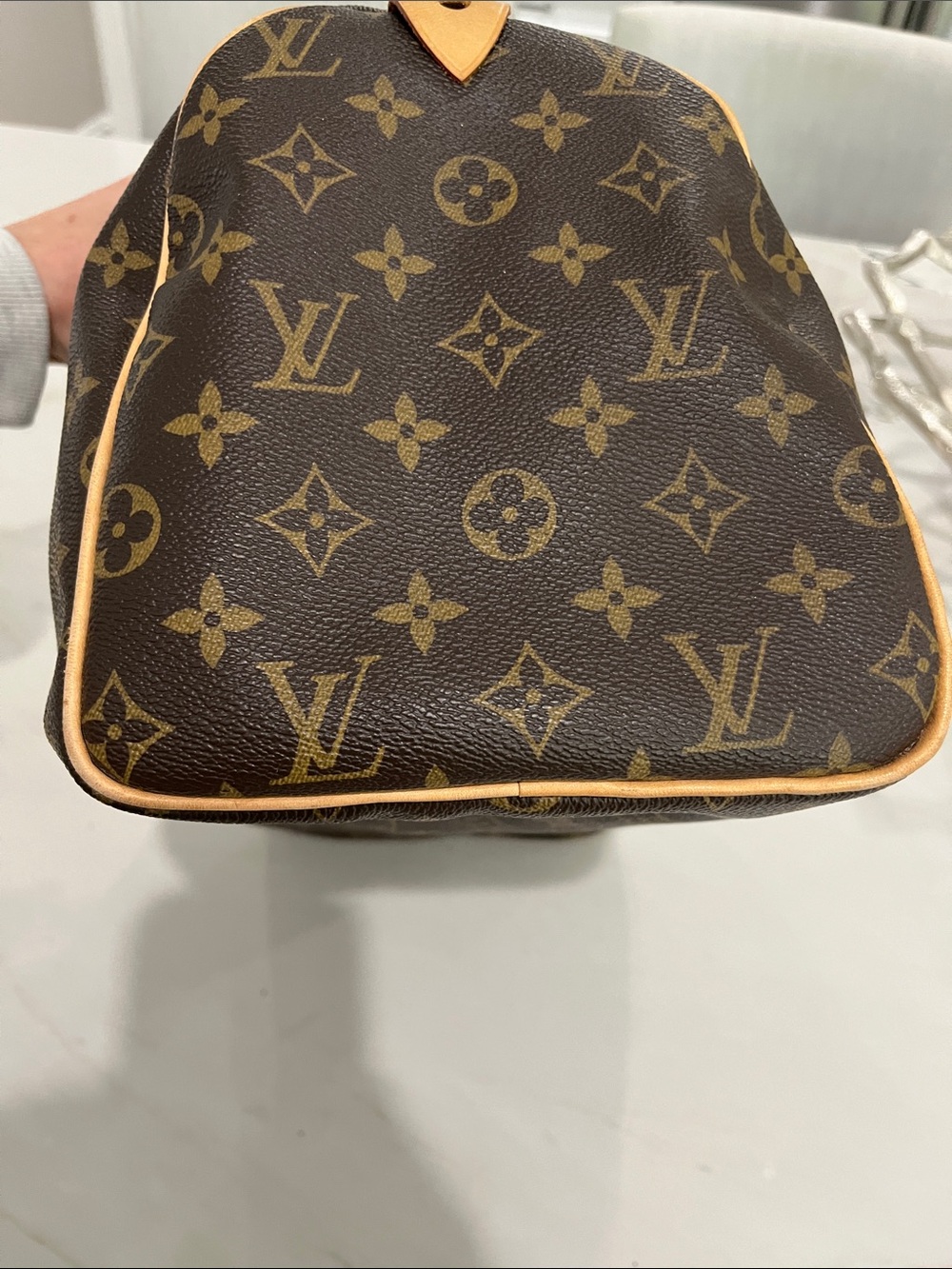 Louis Vuitton Monogram Speedy Handbag - Brown with Tan Accents - Picture 3 of 7
